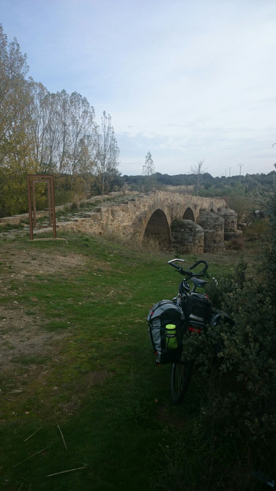 Puente romanico en la via de la Plata